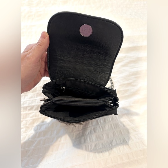 Black studded crossbody bag - Picture 5 of 9